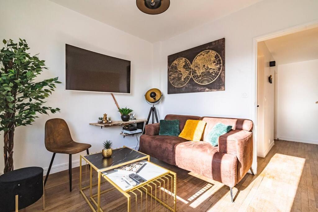 Apartament La "Taniere" Pour 6 Personnes Isles-sur-Suippe Zewnętrze zdjęcie