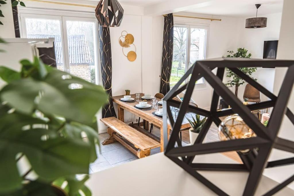 Apartament La "Taniere" Pour 6 Personnes Isles-sur-Suippe Zewnętrze zdjęcie