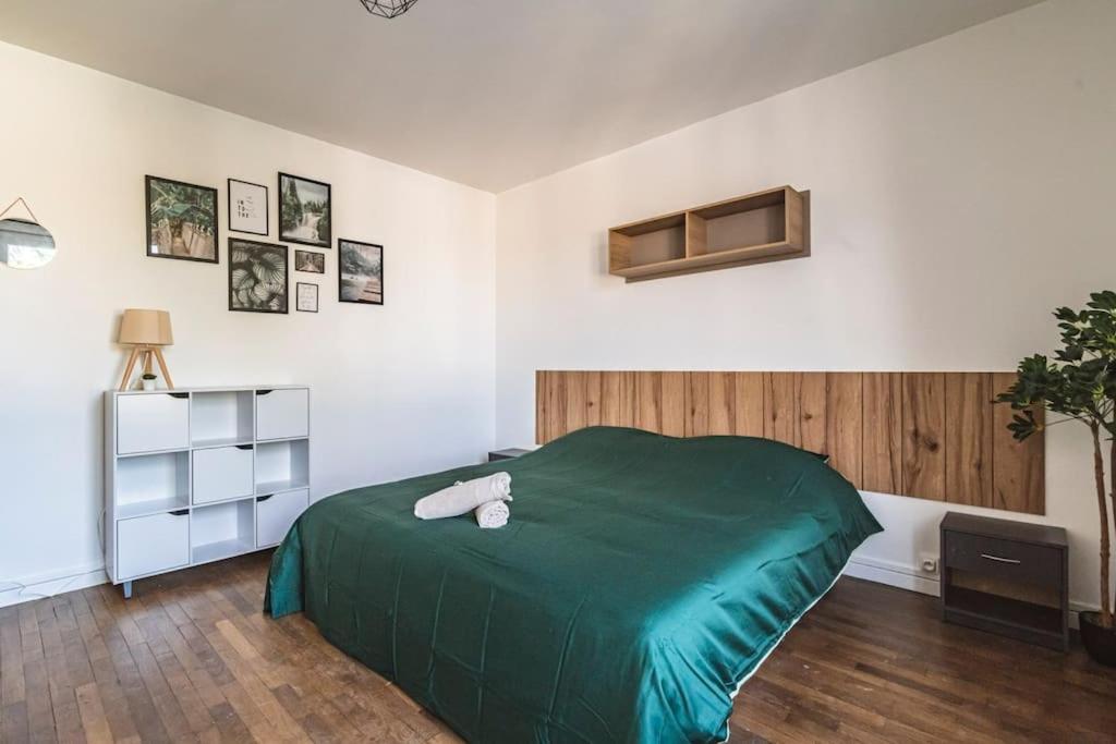 Apartament La "Taniere" Pour 6 Personnes Isles-sur-Suippe Zewnętrze zdjęcie
