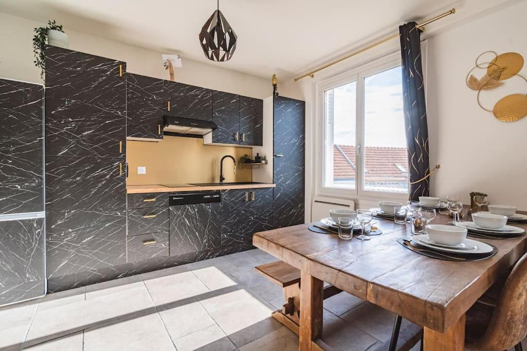 Apartament La "Taniere" Pour 6 Personnes Isles-sur-Suippe Zewnętrze zdjęcie
