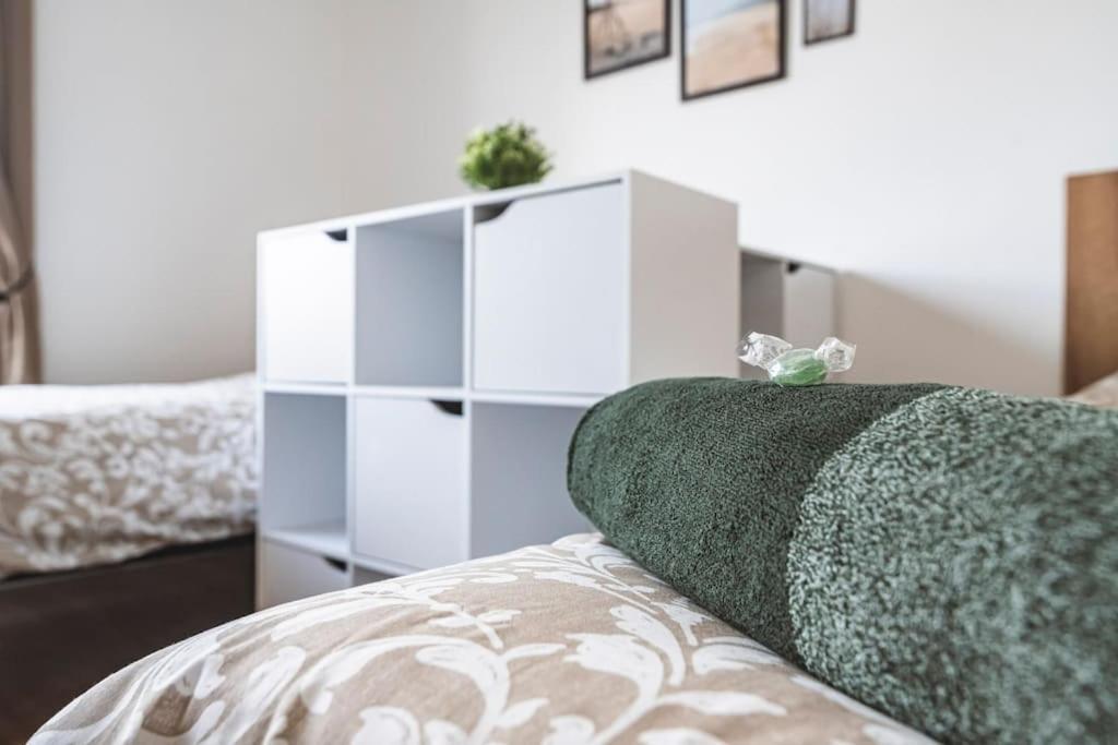 Apartament La "Taniere" Pour 6 Personnes Isles-sur-Suippe Zewnętrze zdjęcie